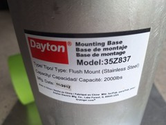 DAYTON Mounting Mast / Davit Base: Socket, 500 lb Max Load, 35Z837