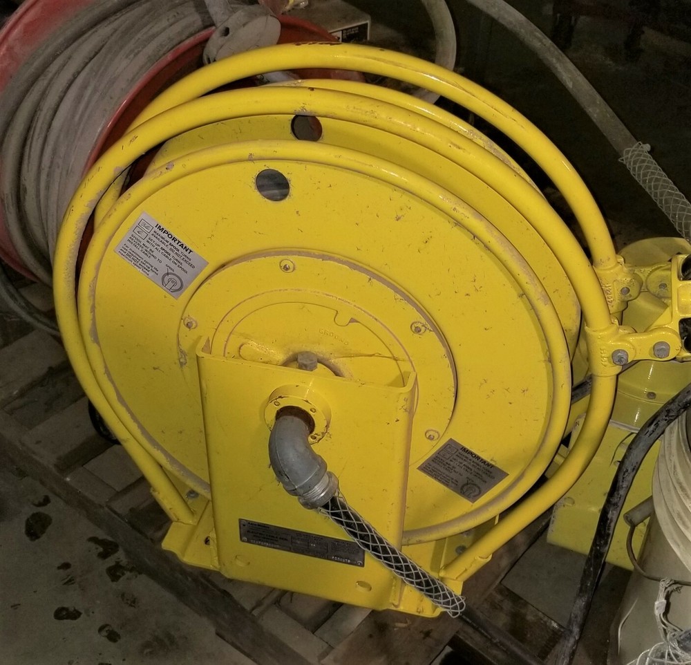 Aero-Motive 125 Amp 3 Phase Weatherproof Electric cord reel w/plug #114131630402