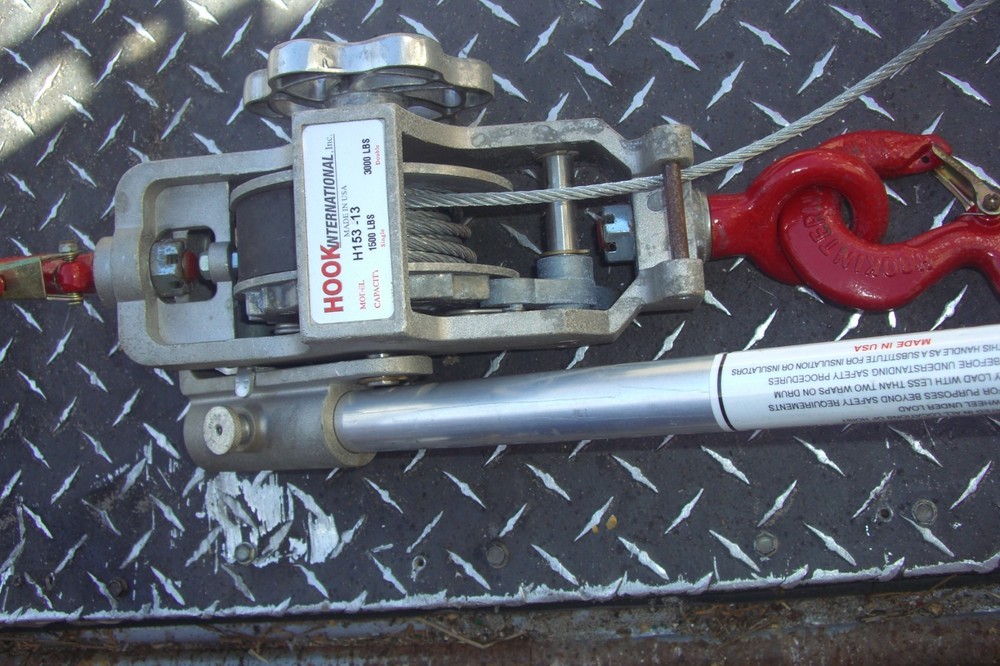Hook International H153-13 Lineman’s Ratcheting Hoist