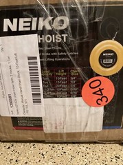 Neiko 02183A Chain Hoist w/ 2 Hooks, 1 Ton Capacity, Manual Hand Chain Block