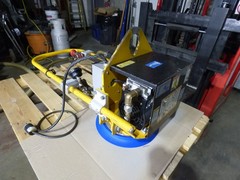 Anver Vacuum Lifter 500 lbs 115 Volt New Pad