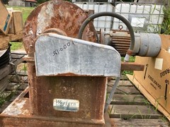 WINCH FOR MOVING BARGES/RAILCARS OR LOG TRUCK TRAILER LOADER WITH BRAKING