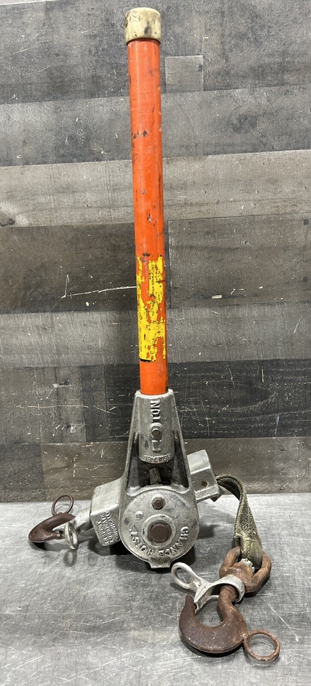 Chance Hoist 1 Ton Hot Stick Ratcheting Strap Hoist. Item ID #49 Used Surplus