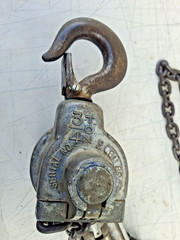 CM 3/4 Ton hoist Puller MODEL B Made in USA.10 ft chain and hooks