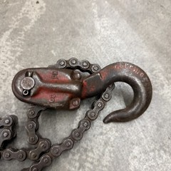 Coffing Company Ratchet Lever Chain Hoist 1 Chain 3/4 TON 2 Chains 1 1/2 TON