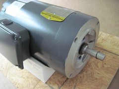 Baldor Reliance 33198204 Motor 3-Phase 1/.33 HP 1725/575 RPM Weatherproof 575V