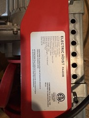 Electric 800lb Hoist With Control