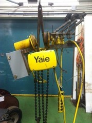 (#558) 2 Ton Yale Electric Chain Hoist – 10’lift, 16 FPM, Motorized Trolley, 3ph
