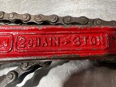 Coffing Hoist 1 Chain-1 1/2 Ton 2 Chain-3 Tons Chain Hoist Used Surplus. ID #2