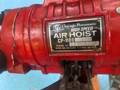 HD Air Hoist CHICAGO Pneumatic , Variable Speed 1100lb Capacity, 15′ chain