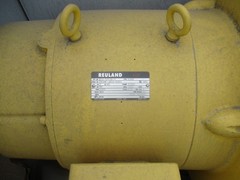 WESTINGHOUSE / REULAND GEARED ELEVATOR OVERHEAD TRACTION MACHINE / NEW IN BOX