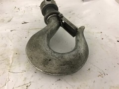 CM Hook 1 1/4″ Opening