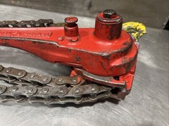Coffing Hoist 1 Chain-1 1/2 Ton 2 Chain-3 Tons Chain Hoist Used Surplus. ID #3