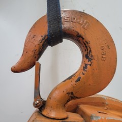 COFFING DUFF-NORTON 8 TON HAND HOIST 8′ LIFT 7′ PULL H2425 W/ CROSBY HOOKS