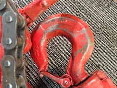 Duff-Norton Coffing Chain Hoist 1.5 ton 1-chain or 2-chain 3 Ton, Red *USED*