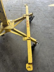 Sumner R-100/R-150 15-Ft Roust-A-Bout Material Lift with 1000 Pound Load