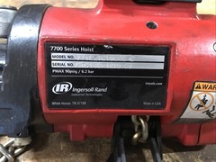 ARO Ingersoll Rand 7718E-1C10-C6S-G 1/4 Ton Air Pneumatic Chain Hoist