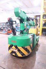 Manitex Valla 25E, 5500# Walk behind Crane, 15′ lift, 48V Electric, 206 Hours