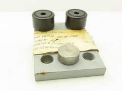 Dematic 20042-000 Load Wheel Assembly Bottom Vertical Guide CF2SB 2″ Rollers