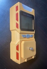 COMBUSTIBLE GAS LEAK DETECTOR; PORTABLE 4-1 GAS DECTECTOR RECHARGEABLE