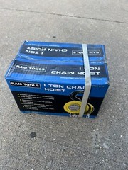 Ram Tools 1 Ton 8ft Lift Capacity Chain Hoist Brand New
