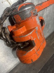 CM Hoist 1-1/2 ton chain hoist Used Surplus