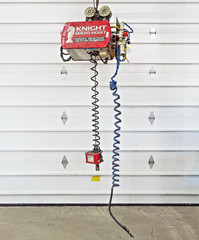 Knight KSH250-230 Servo Control Hoist Lift Manipulator 250 LBS Capacity 240v 1ph