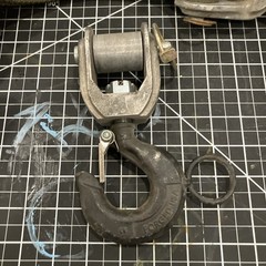 Little Mule Hook and Latch Bottom Block Assembly As Pictures Show,