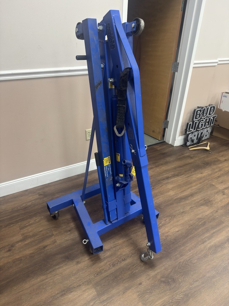 Blue Portable Folding Shop Crane Lift Hoist Material Lift on Casters