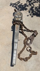 CHISHOLM-MOORE/CM HOIST DIVISION, MODEL B 40825 Puller 1-1/2 TON , Chain