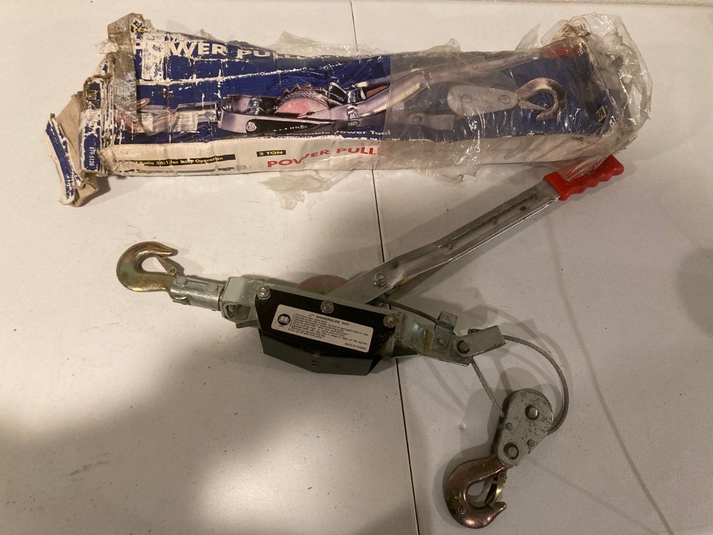 Vintage American Power Pull 2-Ton 6 Ft. Cable Puller American Power Pull 18600