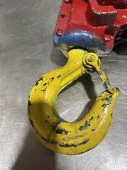 Coffing Hoist 1 Chain-1 1/2 Ton 2 Chain-3 Tons Chain Hoist Used Surplus. ID #2