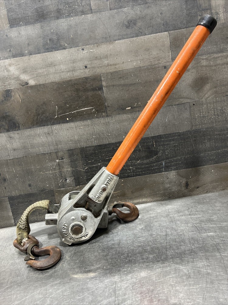 Chance Hoist 1 Ton Hot Stick Ratcheting Strap Hoist. Item ID #50 Used Surplus