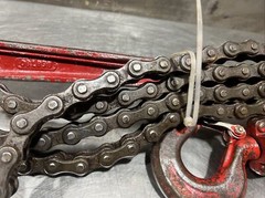 Coffing Hoist 1 Chain-1 1/2 Ton 2 Chain-3 Tons Chain Hoist Used Surplus. ID #2