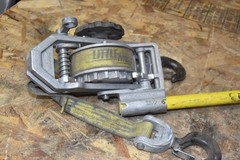 Little Mule Model 322B Lineman’s strap Hoist Ratcheting Strap Hoist Come A Long