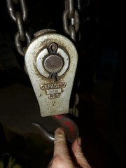 Thern Machine Co model 301P lever style hoist 3000lbs rating. USA made.