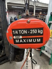 CM LODESTAR 1/4 TON 500 LBS ELECTRIC CHAIN HOIST 110V