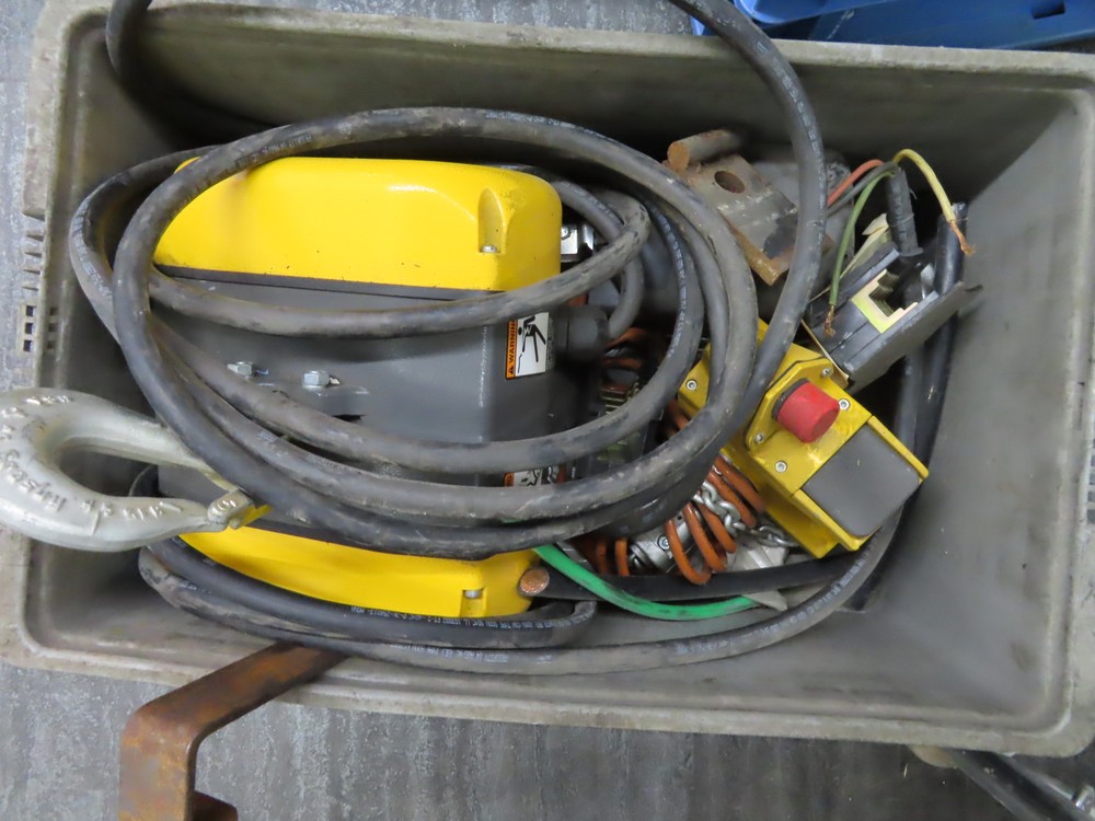 INGERSOLL RAND ELECTRIC HOIST Q50-1ND25H10-6-3CEF25HYZ 1/4 TON SPEED 36/6 230V 3
