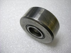 NOS SKF Support Roller with Flange Rings, 20mm OD, NUTR 1747