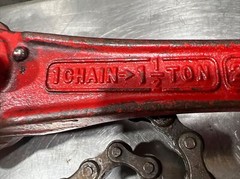 Coffing Hoist 1 Chain-1 1/2 Ton 2 Chain-3 Tons Chain Hoist Used Surplus. ID #4