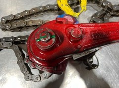 Coffing Hoist 1 Chain-1 1/2 Ton 2 Chain-3 Tons Chain Hoist Used Surplus. ID #6
