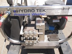 HYDRO TEK 4000 LB PRESSURE WASHER / 8 GPM – w/ 200 GAL TANK / HONDA GX 690