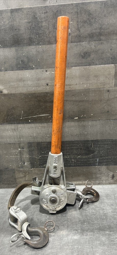 Chance Hoist 1 Ton Hot Stick Ratcheting Strap Hoist. Item ID #32. Used Surplus