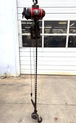 INGERSOLL-RAND ARO PNEUMATIC HOIST 1 TON 7775D 6FT CHAIN