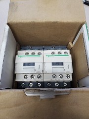 LC2D12F7 SCHNEIDER ELECTRIC-Contactor 3-pole reversing