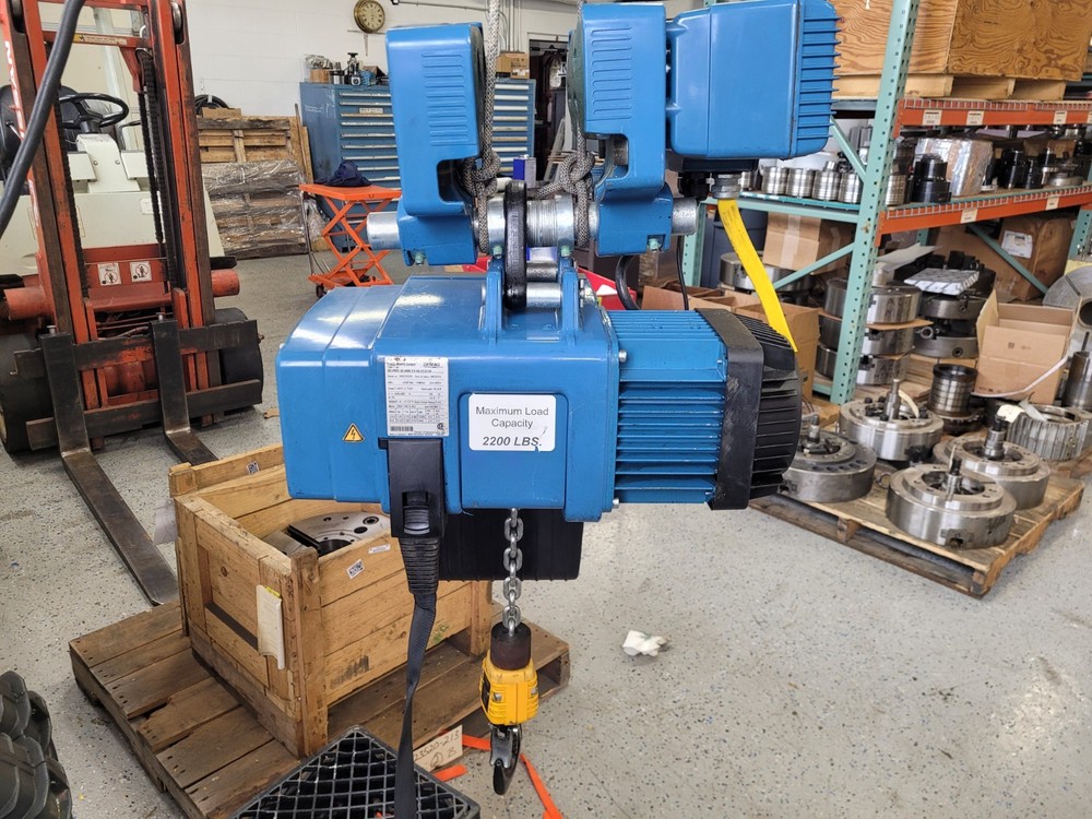 DEMAG 1 TON ELECTRIC CHAIN HOIST, DC-PRO 10-1000, MOTORIZED TROLLEY, DUAL SPEED