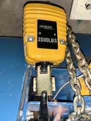 Demag Hoist DKUN 10-1000KV1, SWL 2/1 : 2500LBS, 3-PH, 4,82HP, 3380 RPM, 60 HZ