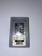 (1) New HUBBELL BRYANT CAST ALUMINUM WEATHERPROOF COVER Plate 4510D