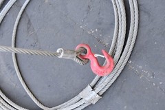 Northern Industrial tools wire rope pulling hoist 7040 lb. w/ 50 ft cable