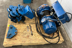 YALE 206P ELECTRIC HOIST 1 TON W/GENERAL ELECTRIC INDUCTION MOTOR 5K215KG2071